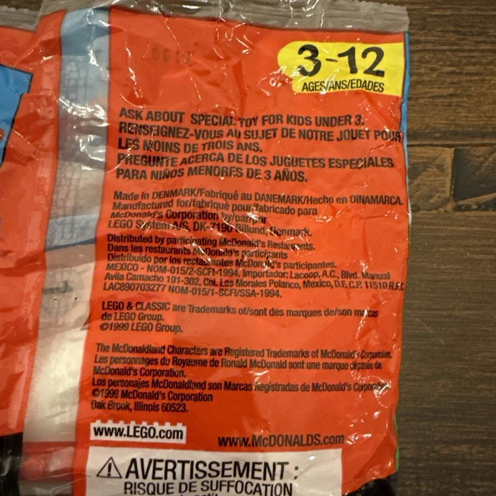 1999 LEGO Classic Ronald McDonald Helicopter Happy Meal Toy Sealed New Brand New